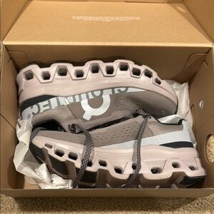 Womens On Cloud Monsters